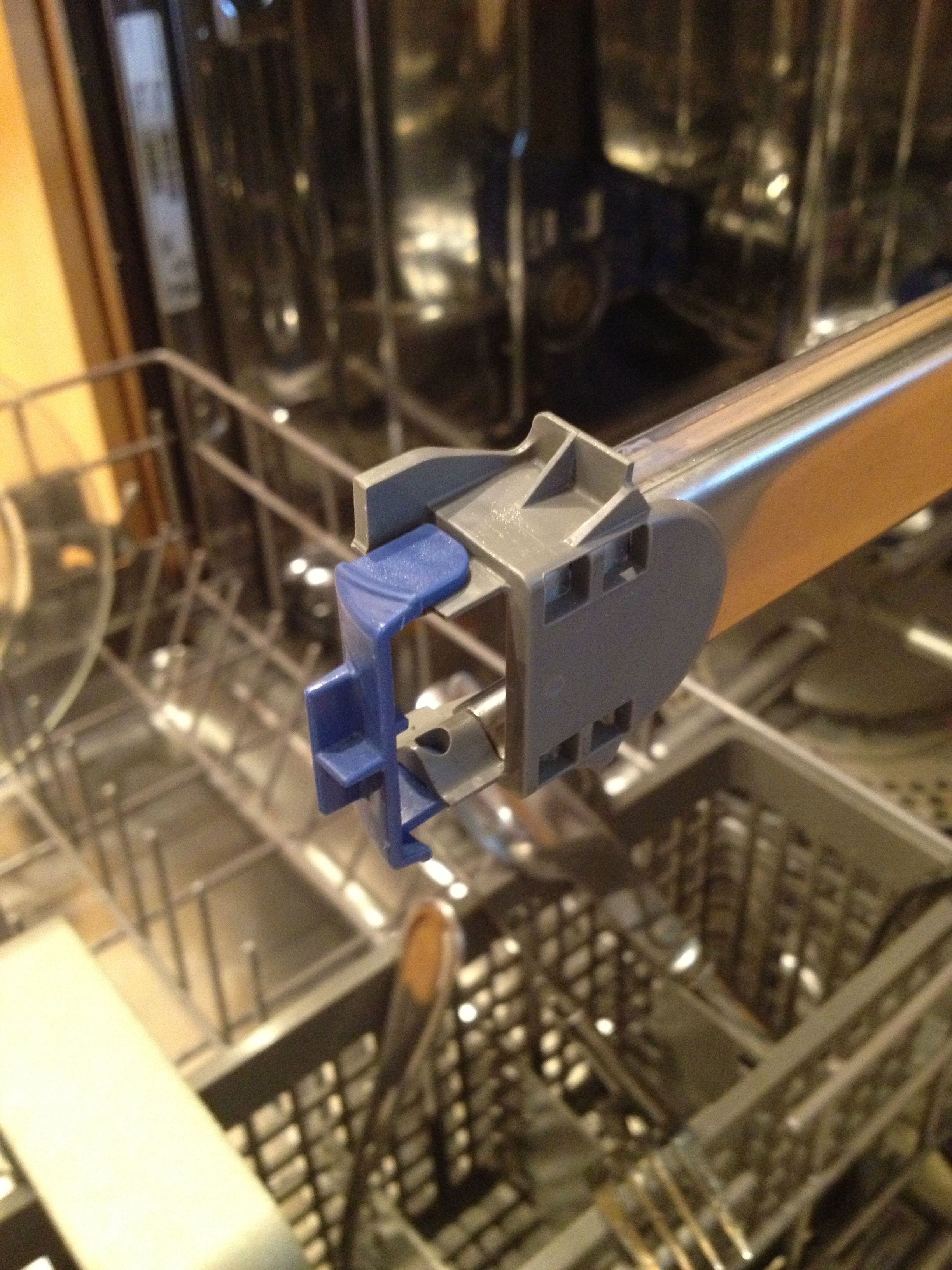 whirlpool dishwasher top rack